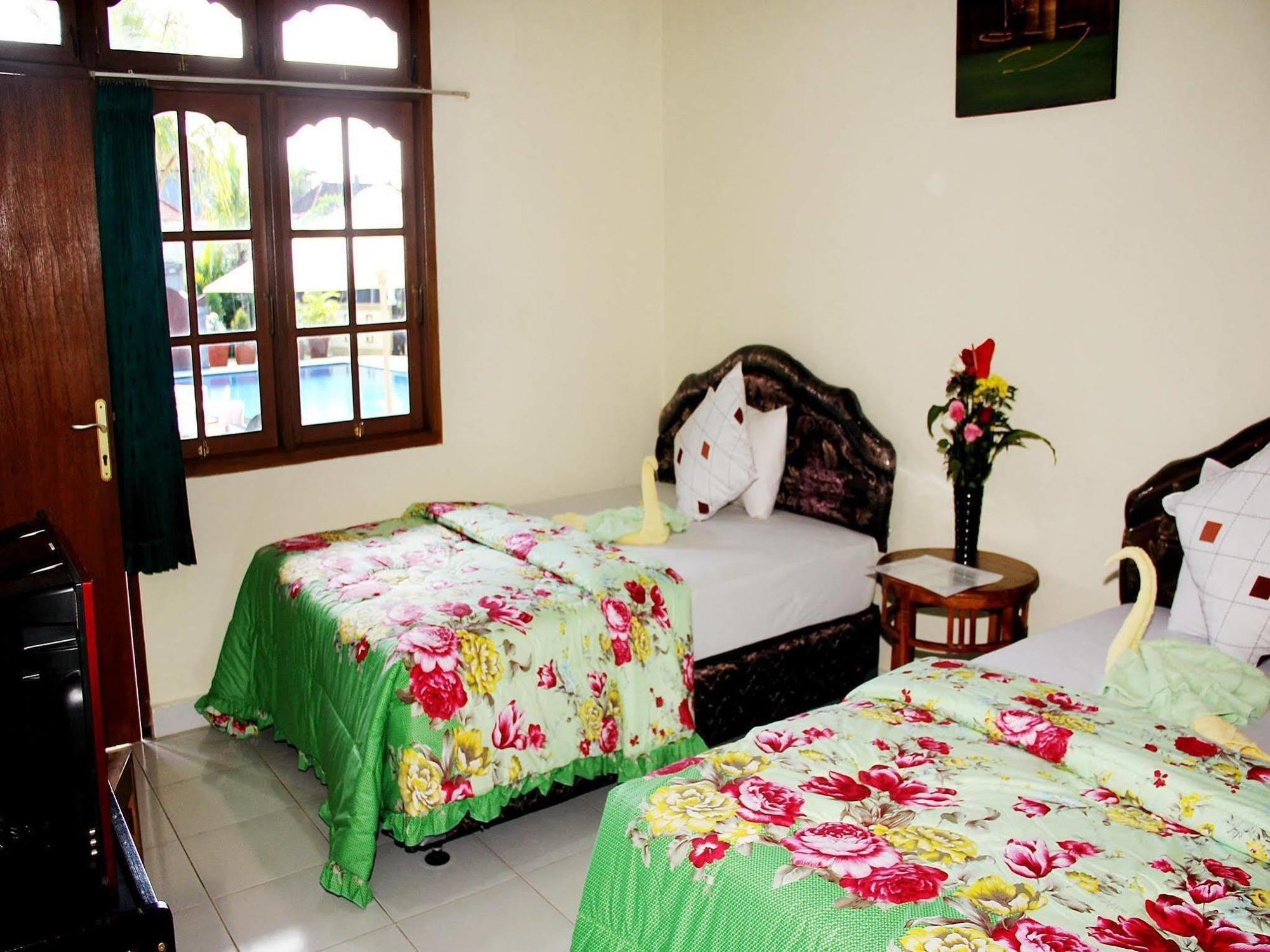 קוטה לומבוק Warung Coco Hostel מראה חיצוני תמונה